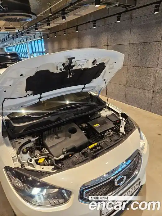 Renault SM3 2014 1.6 Автомат в Москве № 152821, фото 7