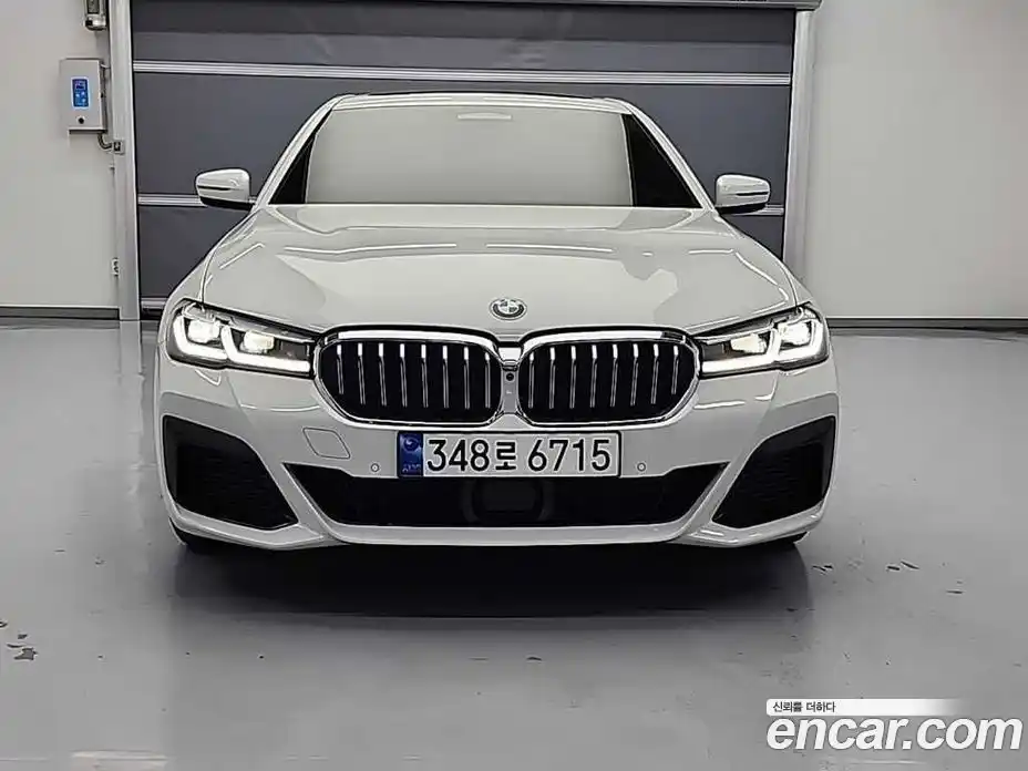 BMW 5-Series 2023 2.0 Автомат в Москве № 154145, фото 3