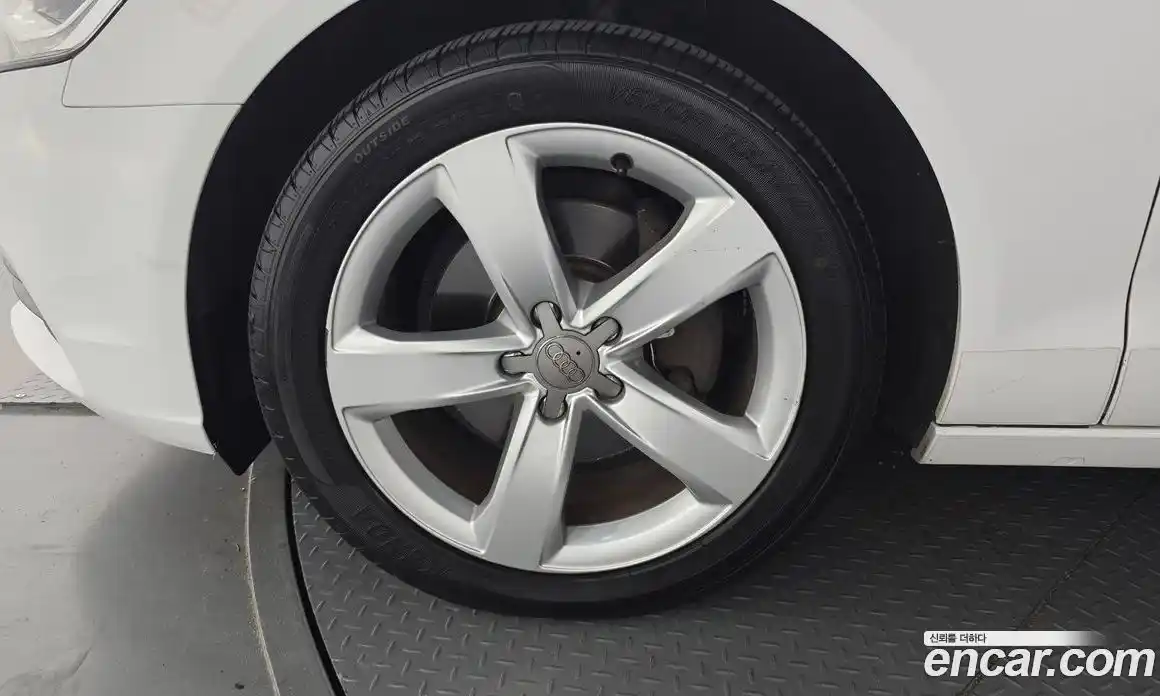 Audi A6 2015 2.0 Автомат в Москве № 154218, фото 3