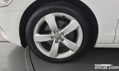 Audi A6 2015 2.0 Автомат в Москве № 154218, миниатюра 3