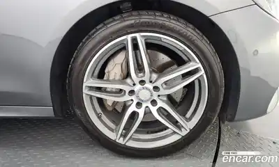 Mercedes-Benz E-Class 2017 2.0 Автомат в Москве № 158518, миниатюра 11