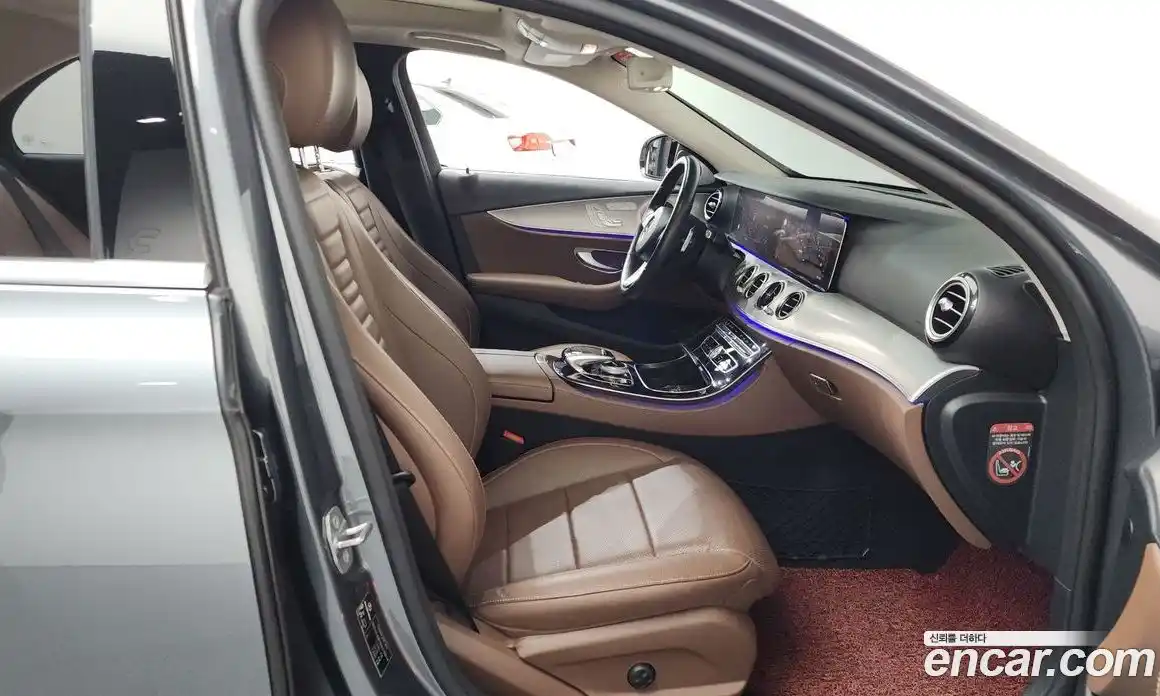 Mercedes-Benz E-Class 2017 2.0 Автомат в Москве № 158518, фото 18