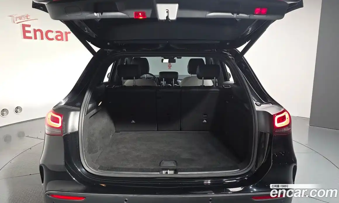 Mercedes-Benz GLA-Class 2020 2.0 Автомат в Москве № 160582, фото 19