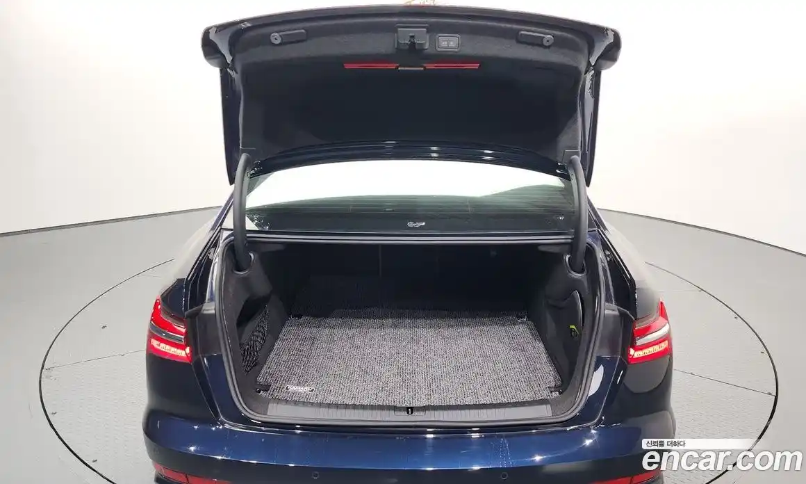 Audi A6 2023 2.0 Автомат в Москве № 162409, фото 11