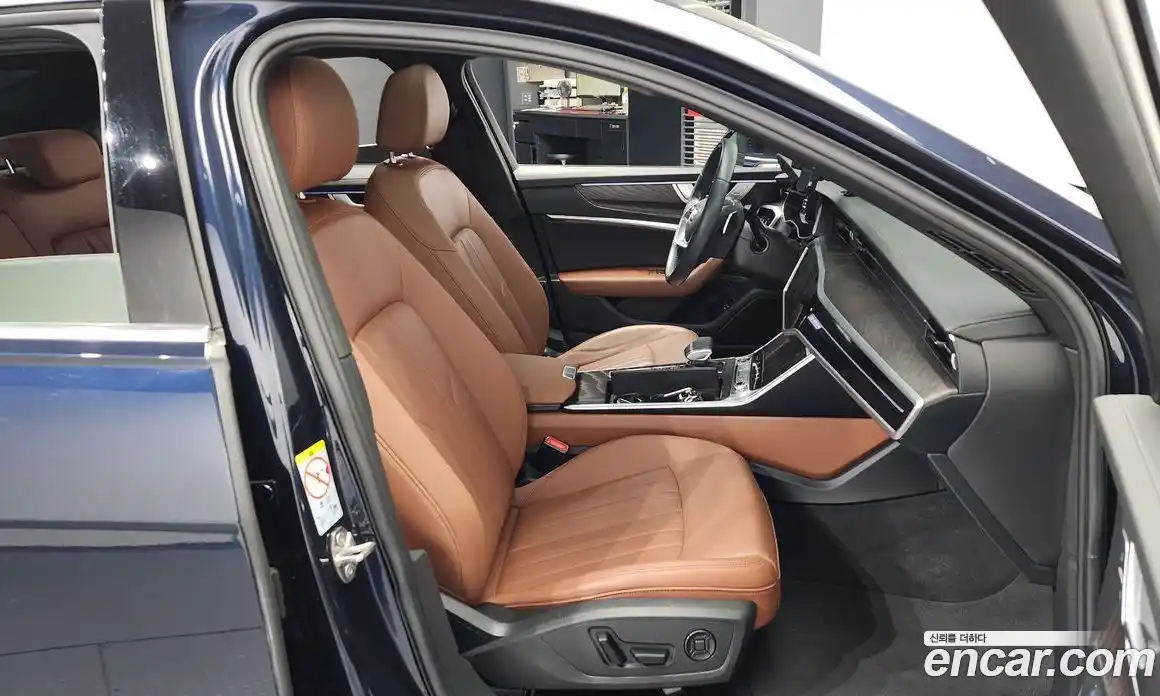 Audi A6 2023 2.0 Автомат в Москве № 162409, фото 16