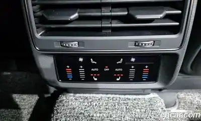 Audi Q8 2023 3.0 Автомат в Москве № 162829, миниатюра 9