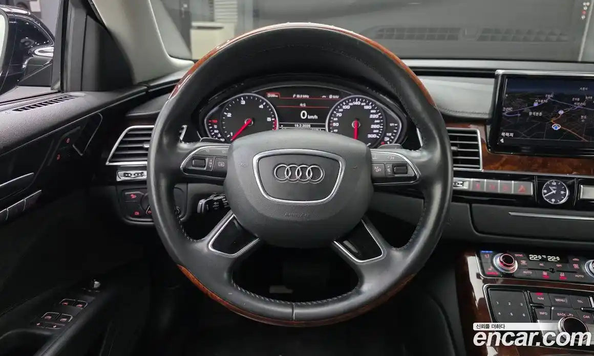 Audi A8 2013 3.0 Автомат в Москве № 163842, фото 16