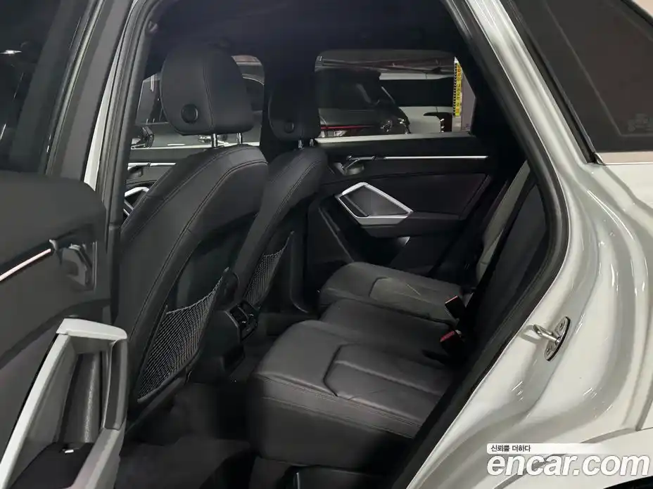 Audi Q3 2020 2.0 Автомат в Москве № 164093, фото 11