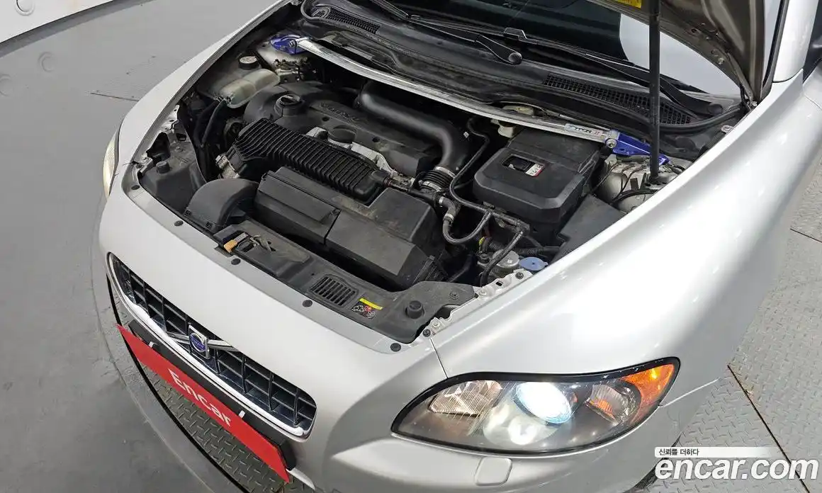 Volvo C70 2007 2.5 Автомат в Москве № 164529, фото 10