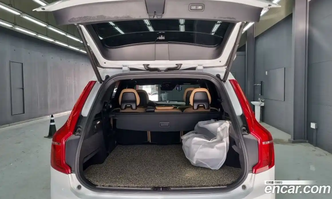 Volvo XC90 2017 2.0 Автомат в Москве № 164852, фото 18