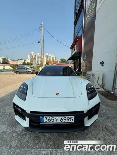 Porsche Panamera, 2025