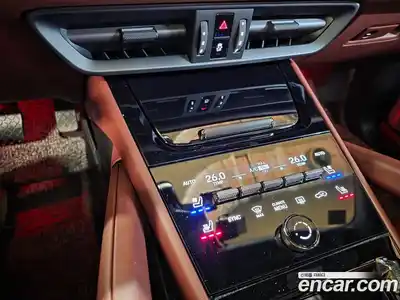 Porsche Cayenne 2024 3.0 Автомат в Москве № 164984, миниатюра 11