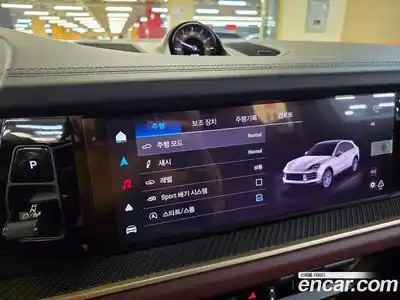 Porsche Cayenne 2024 3.0 Автомат в Москве № 164984, миниатюра 8