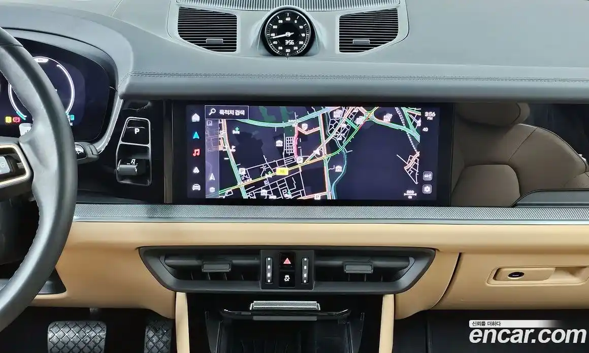 Porsche Cayenne 2024 3.0 Автомат в Москве № 164993, фото 17