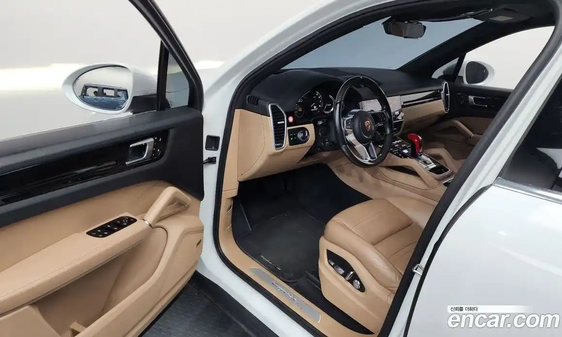 Porsche Cayenne 2020 3.0 Автомат в Москве № 165578, фото 10