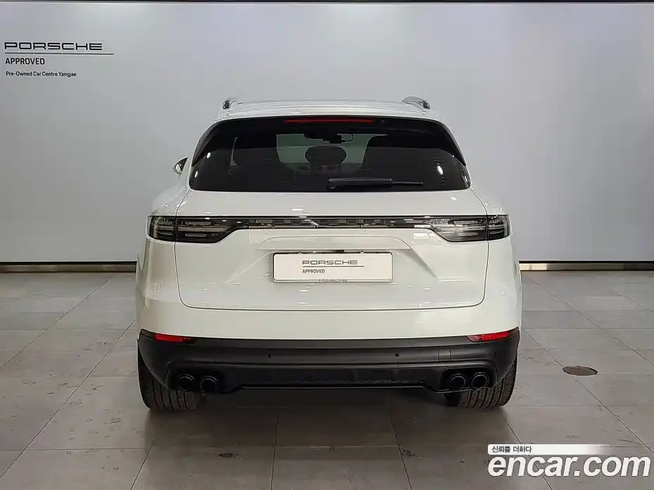 Porsche Cayenne 2023 3.0 Автомат в Москве № 165799, фото 4