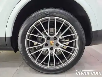 Porsche Cayenne 2023 3.0 Автомат в Москве № 165799, миниатюра 5