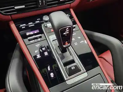 Porsche Cayenne 2023 3.0 Автомат в Москве № 165799, миниатюра 9