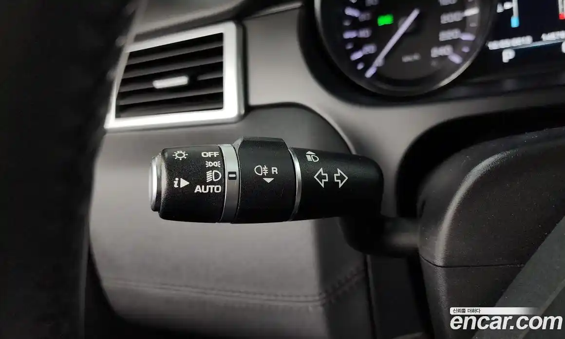 Land Rover Discovery Sport 2016 2.0 Автомат в Москве № 166664, фото 11