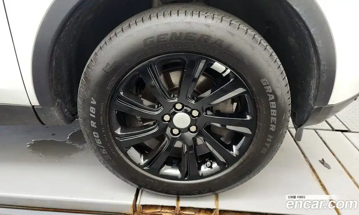 Land Rover Discovery Sport 2016 2.0 Автомат в Москве № 166664, фото 16