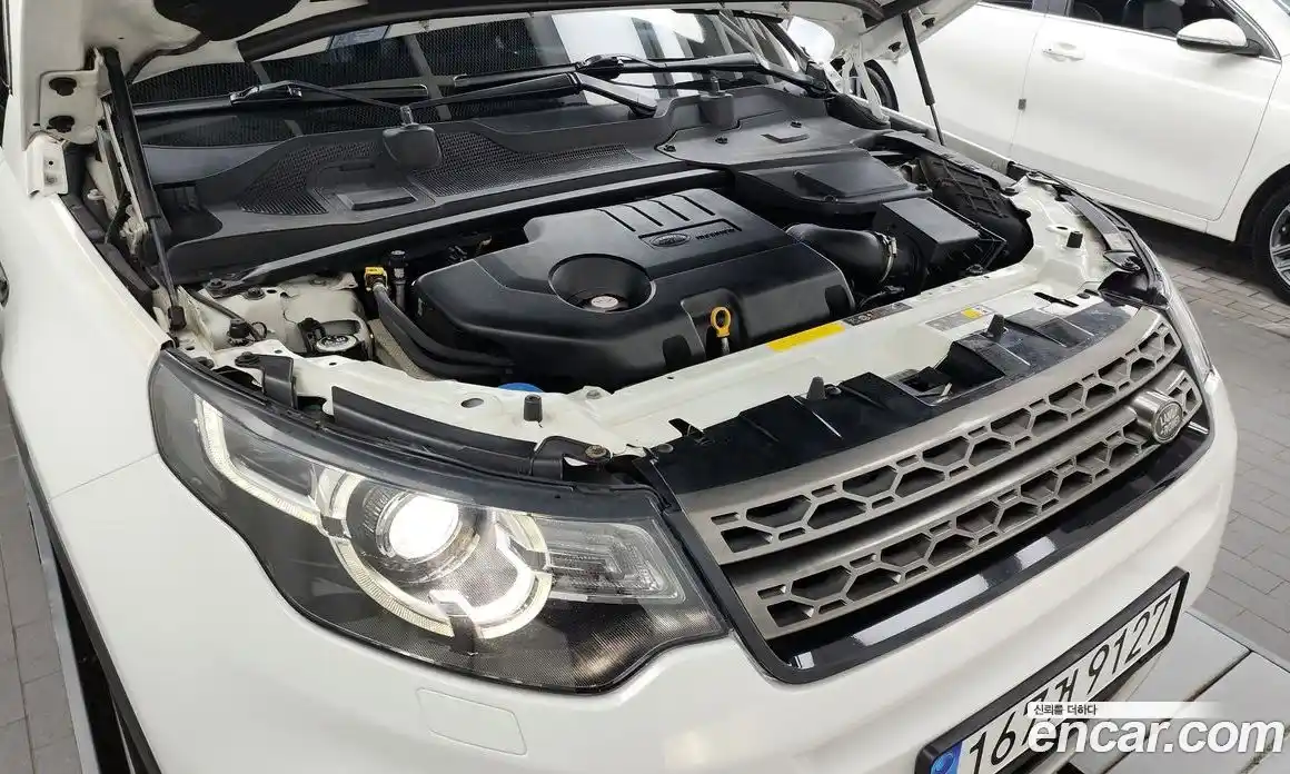 Land Rover Discovery Sport 2016 2.0 Автомат в Москве № 166664, фото 19