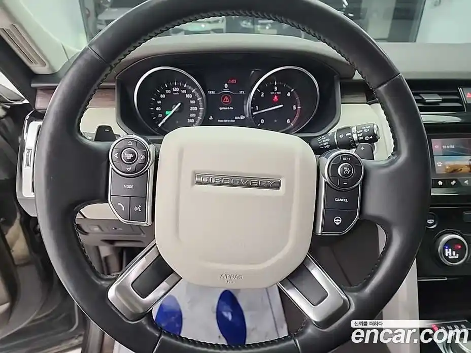 Land Rover Discovery 2017 3.0 Автомат в Москве № 166890, фото 9