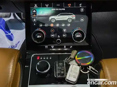 Land Rover Range-Rover Velar 2018 3.0 Автомат в Москве № 166909, миниатюра 12