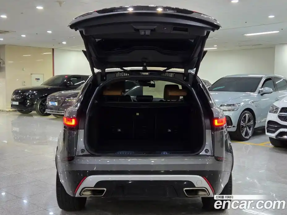 Land Rover Range-Rover Velar 2018 3.0 Автомат в Москве № 166909, фото 19