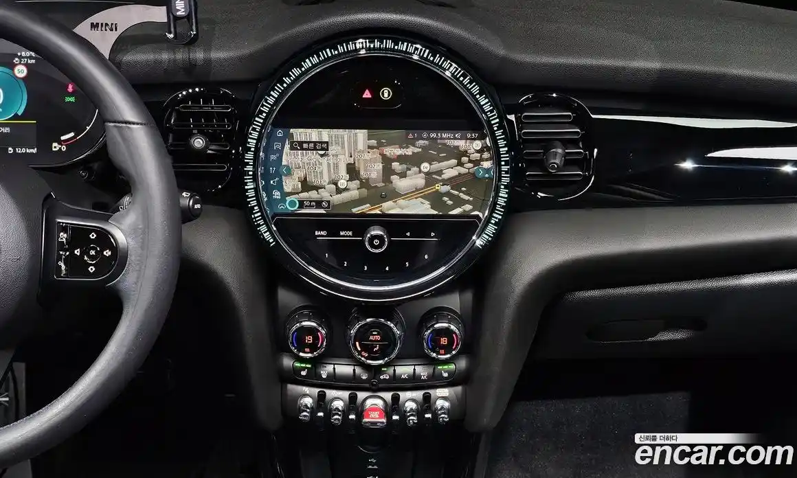 Mini Cooper 2022 2.0 Автомат в Москве № 167134, фото 18