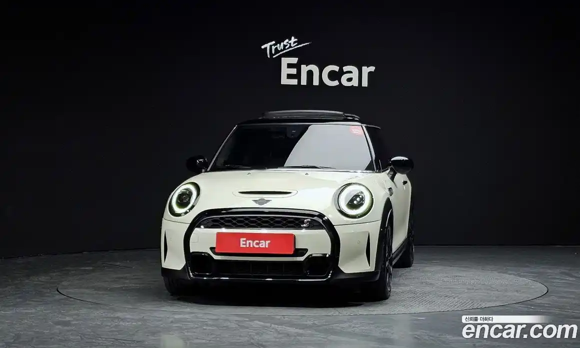 Mini Cooper 2022 2.0 Автомат в Москве № 167134, фото 8