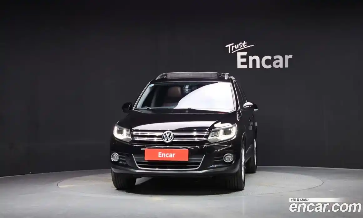 Volkswagen Tiguan 2014 2.0 Автомат в Москве № 168754, фото 13