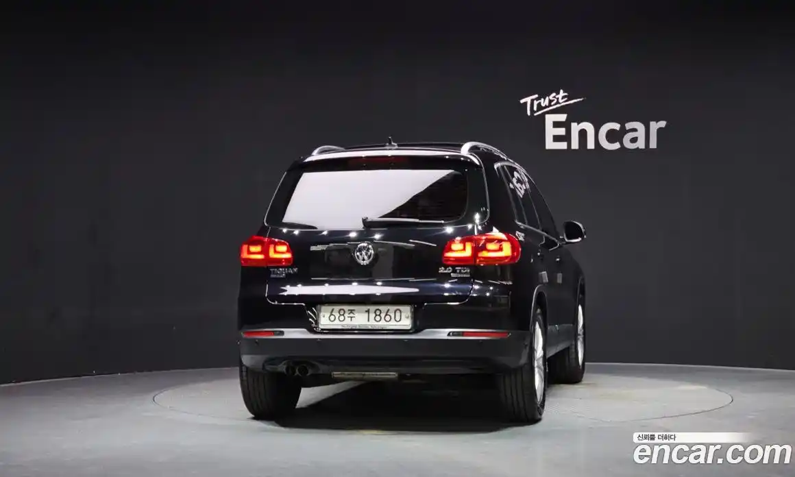 Volkswagen Tiguan 2014 2.0 Автомат в Москве № 168754, фото 15