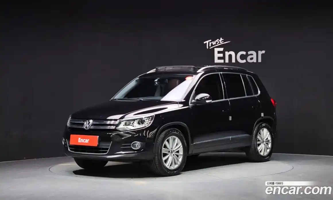 Volkswagen Tiguan 2014 2.0 Автомат в Москве № 168754, фото 16