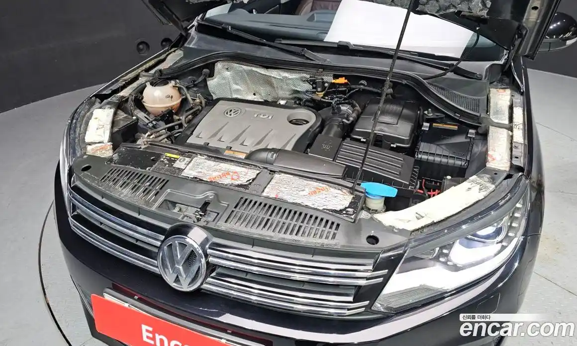 Volkswagen Tiguan 2014 2.0 Автомат в Москве № 168754, фото 17