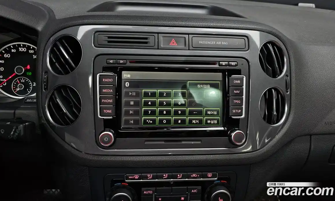 Volkswagen Tiguan 2014 2.0 Автомат в Москве № 168754, фото 4