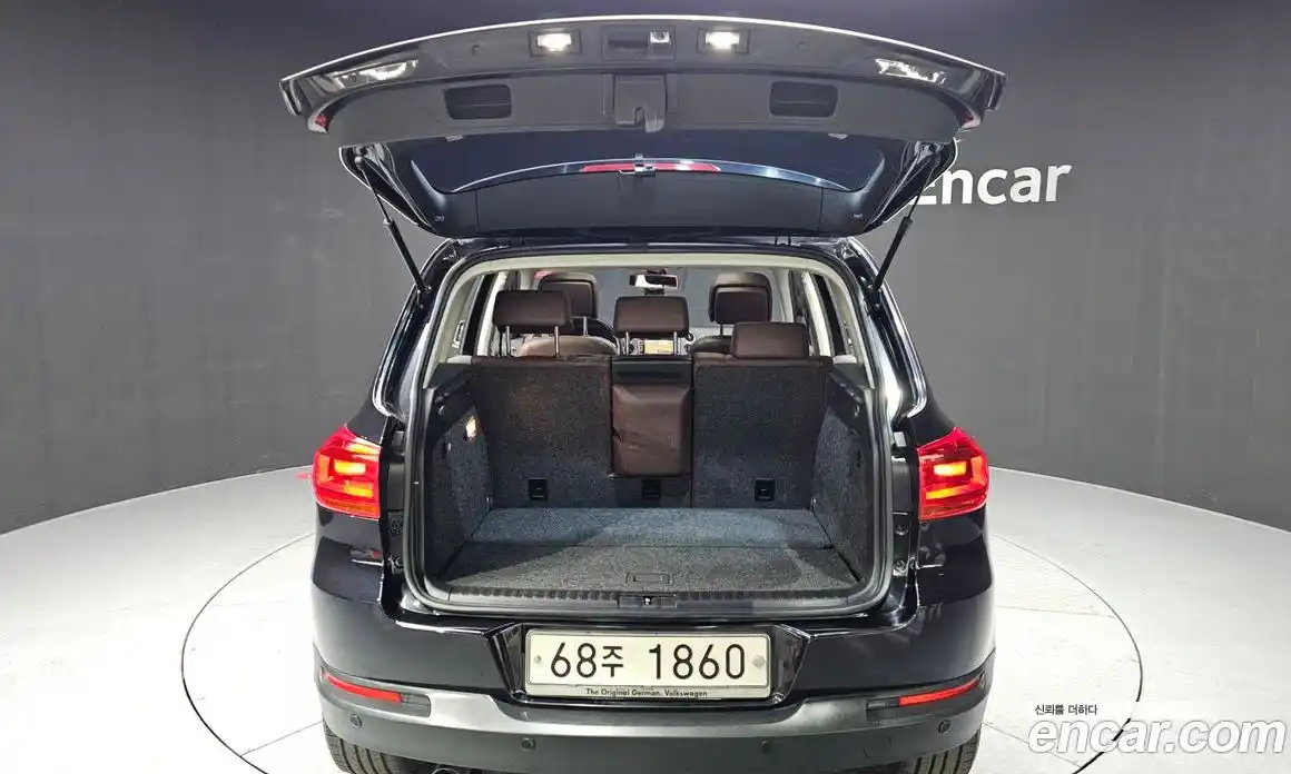 Volkswagen Tiguan 2014 2.0 Автомат в Москве № 168754, фото 6