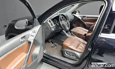 Volkswagen Tiguan 2014 2.0 Автомат в Москве № 168754, миниатюра 8