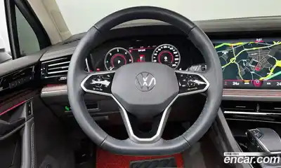 Volkswagen Touareg 2023 3.0 Автомат в Москве № 168844, миниатюра 12