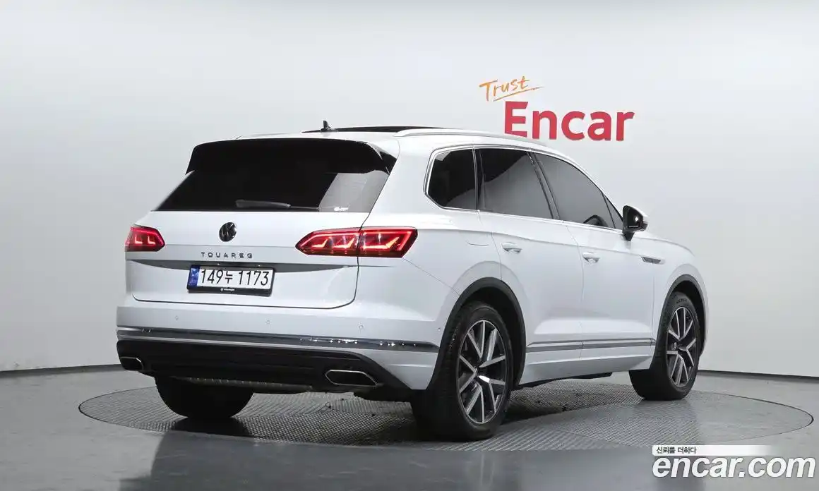 Volkswagen Touareg 2023 3.0 Автомат в Москве № 168844, фото 18