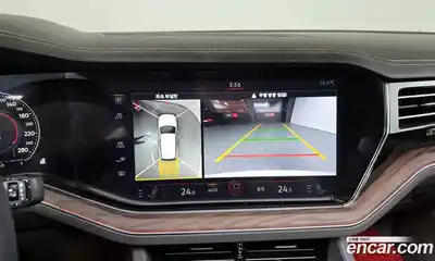 Volkswagen Touareg 2023 3.0 Автомат в Москве № 168844, миниатюра 7