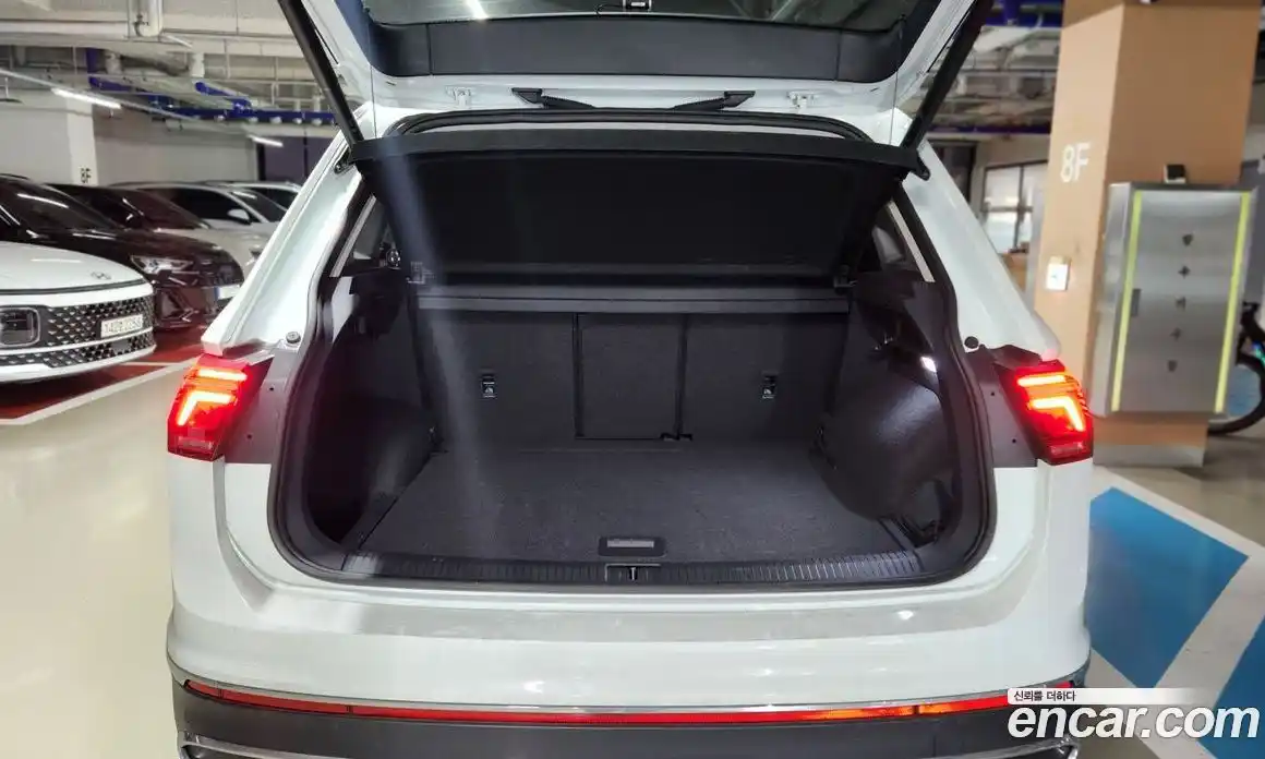 Volkswagen Tiguan 2024 2.0 Автомат в Москве № 169142, фото 12