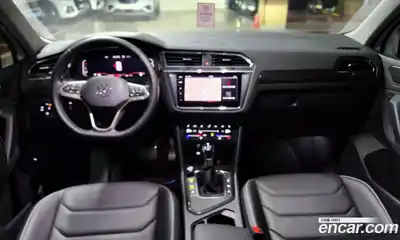 Volkswagen Tiguan 2024 2.0 Автомат в Москве № 169142, миниатюра 7