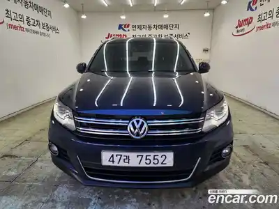 Volkswagen Tiguan 2015 2.0 Автомат в Москве № 169313, миниатюра 2