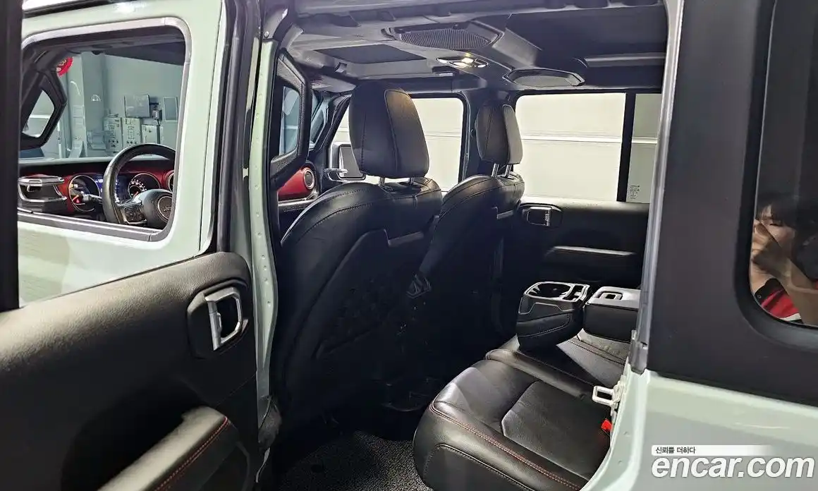 Jeep Wrangler 2023 2.0 Автомат в Москве № 169336, фото 11