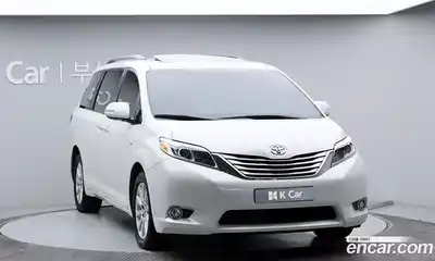 Toyota Sienna 2017 3.5 Автомат в Москве № 170345, миниатюра 2