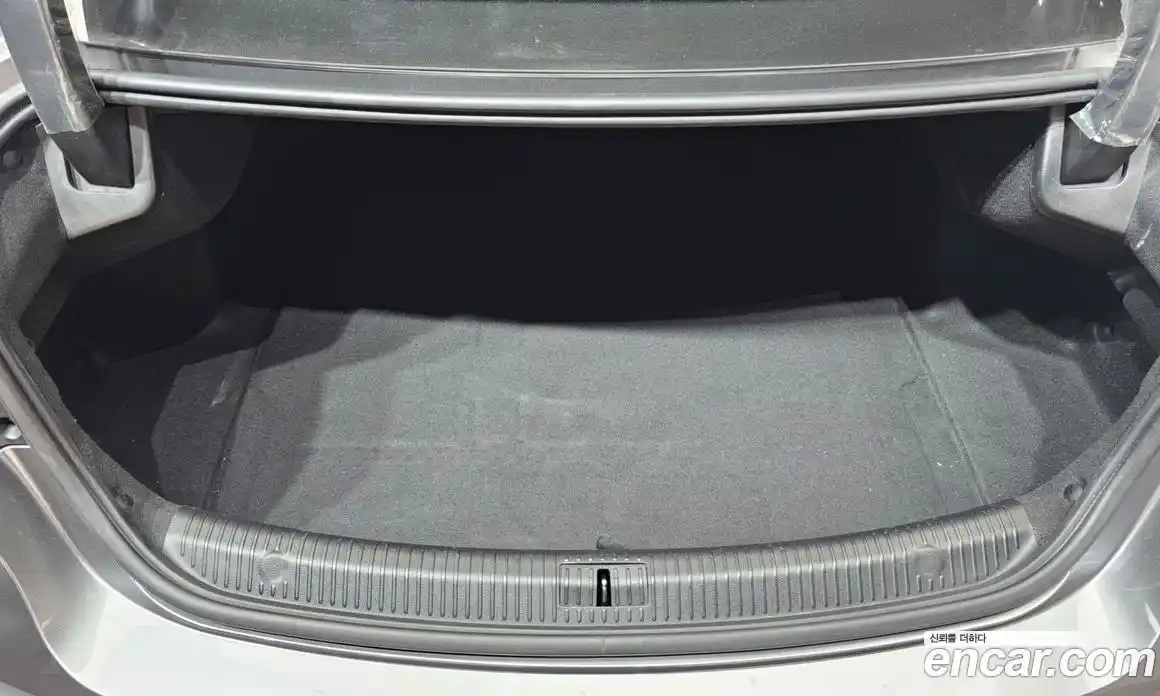 Renault SM6 2017 2.0 Автомат в Москве № 178946, фото 17