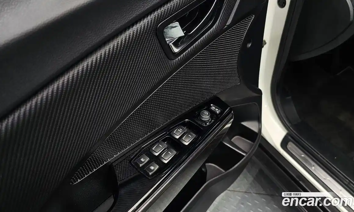 SsangYong TIBOLI 2020 1.5 Автомат в Москве № 181132, фото 15