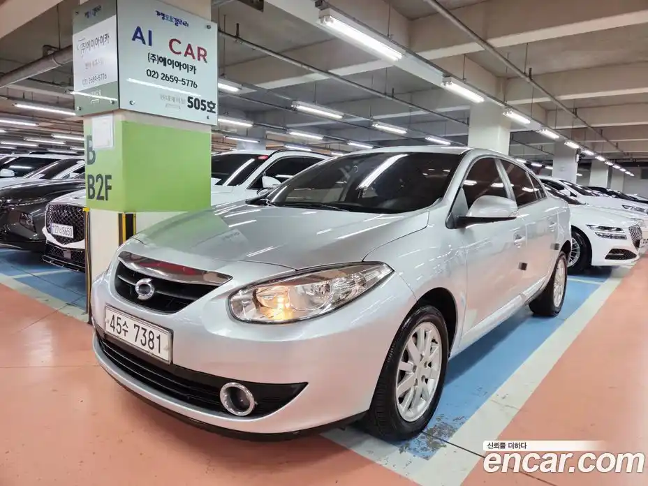 Renault SM3 2010 1.6 Автомат в Москве № 186146, фото 1