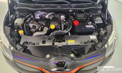 Renault QM3 2015 1.5 Автомат в Москве № 186445, миниатюра 9