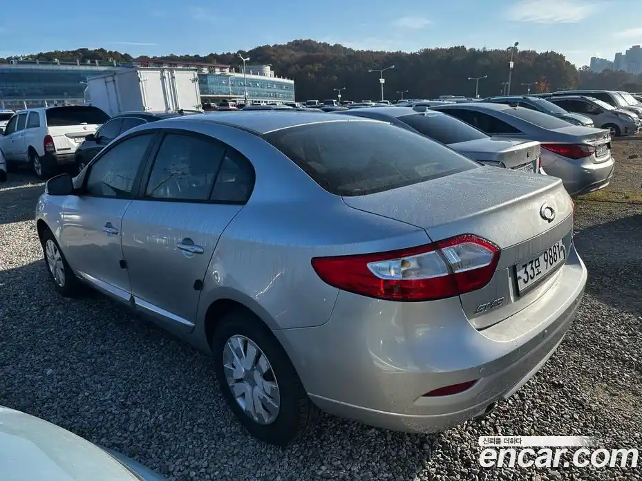 Renault SM3 2014 1.6 Автомат в Москве № 186446, фото 3